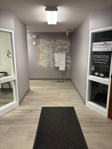 More Photos Of 1026 Hilton Parma Rd, Hilton Office For Lease