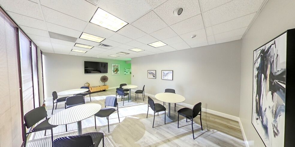 More Photos Of 103 Century 21 Dr, Jacksonville Office For Lease