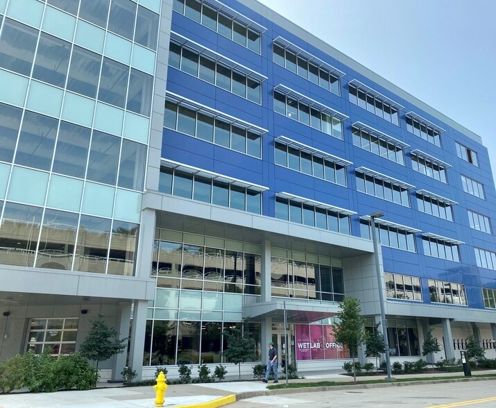 More Photos Of 350 Technology Dr, Pittsburgh Medical For Lease