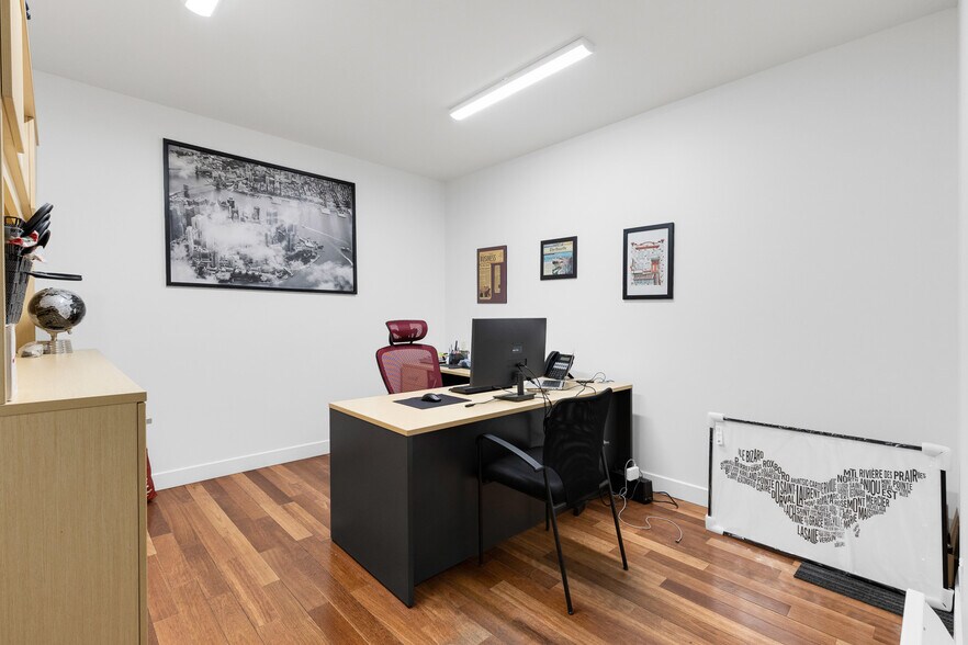 More Photos Of 5220 Av Du Parc, Montréal Office For Sale