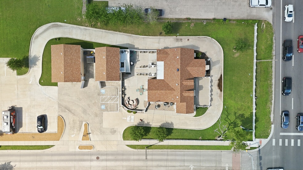More Photos Of 3501 Denton Hwy, Haltom City Office For Lease