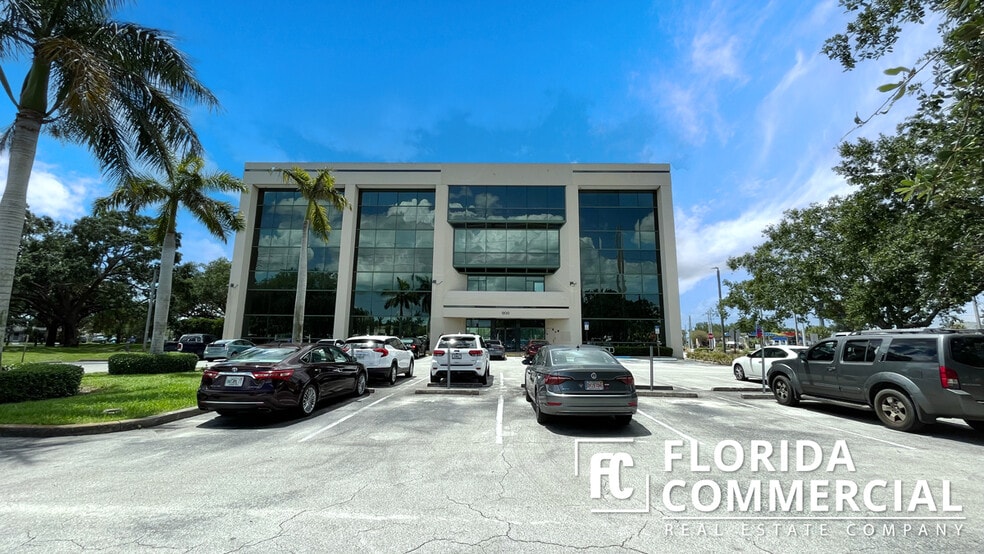 More Photos Of 900-904 E Prima Vista Blvd, Port Saint Lucie Office For Lease