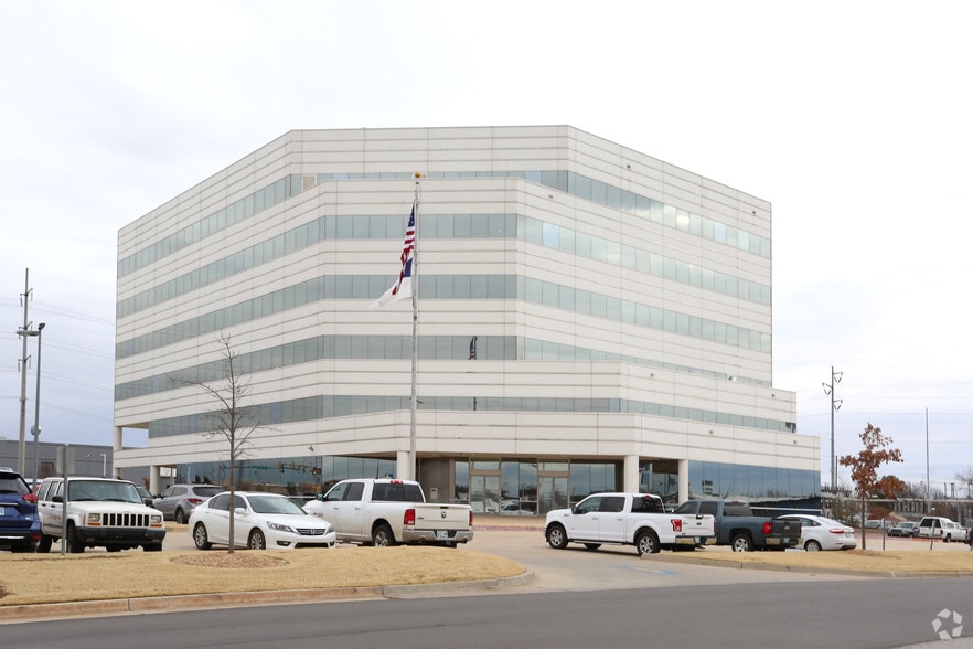 More Photos Of 3800 N May Ave, Oklahoma City Office For Sale