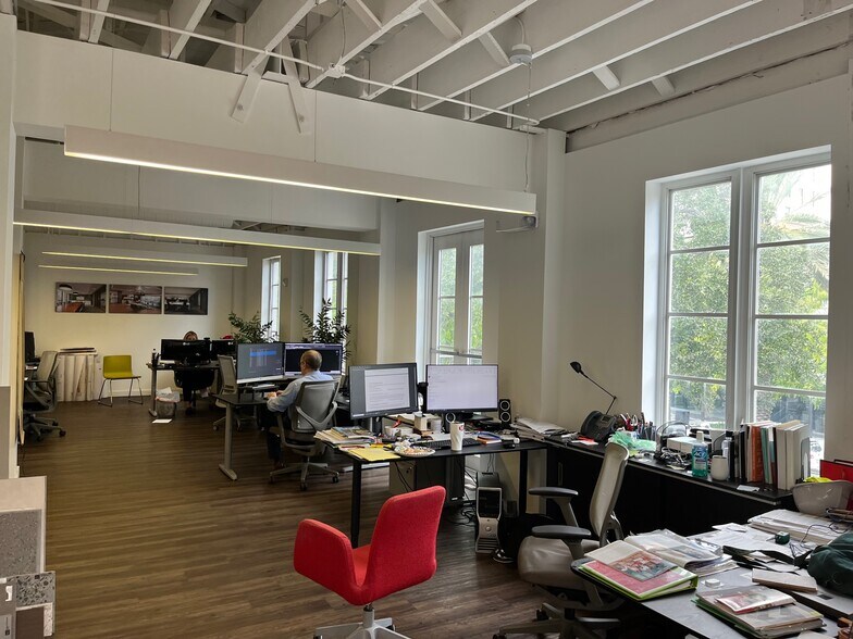 More Photos Of 130 Miracle Mile, Coral Gables Loft Creative Space For Lease