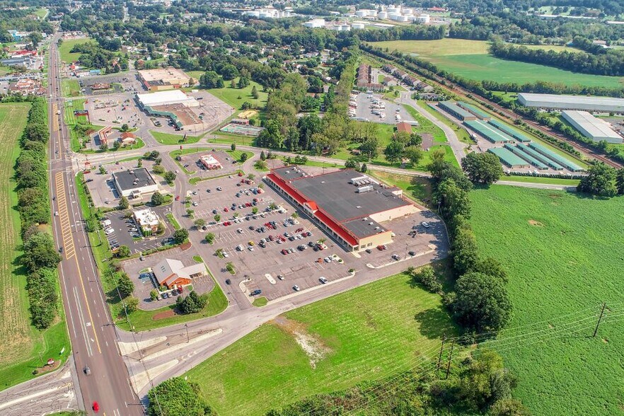 More Photos Of 4810-4860 Penn Ave, Sinking Spring Unknown For Lease