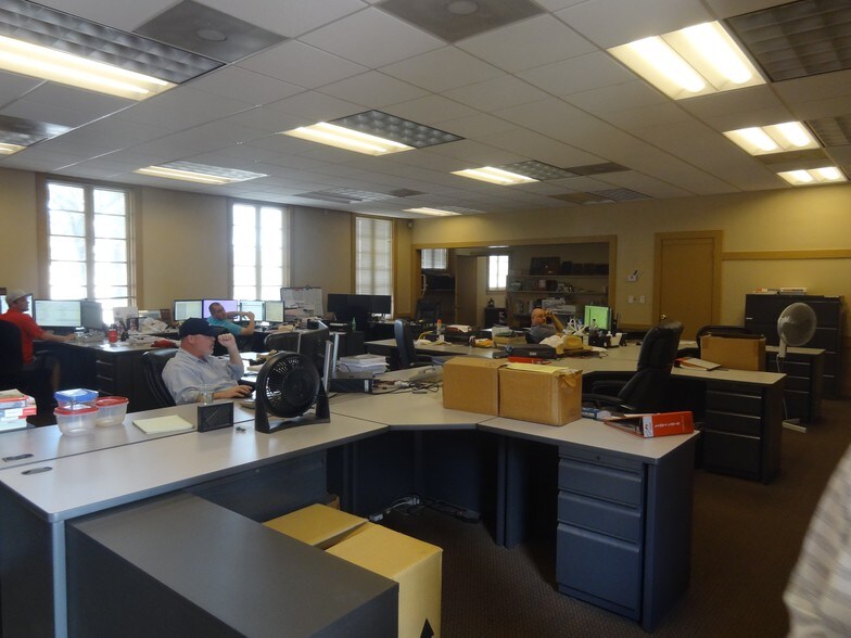 More Photos Of 1002-1006 E Jefferson St, Phoenix Office For Sale