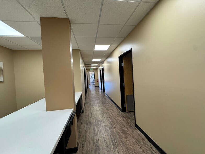 More Photos Of 1361 N Alma School Rd, Chandler Restaurant For Lease