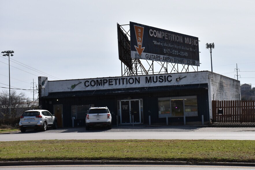Primary Photo Of 3136 E Lancaster Ave, Fort Worth Storefront Retail Office For Sale