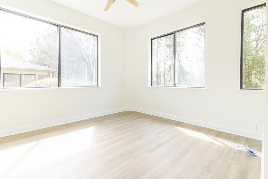 More Photos Of 5613 Duraleigh Rd, Raleigh Office For Sale