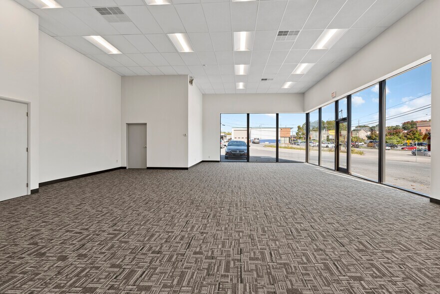 More Photos Of 2300 Gettysburg Rd, Camp Hill Medical For Lease