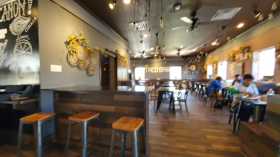 More Photos Of 18100 Georgia Ave, Olney Restaurant For Lease