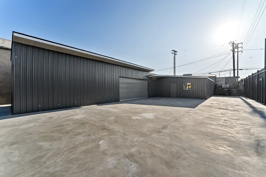 More Photos Of 1450 Cota Ave, Long Beach Industrial For Sale