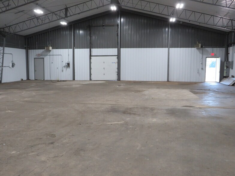 More Photos Of 9239 Atlantic Rd, Atlantic Manufacturing For Sale