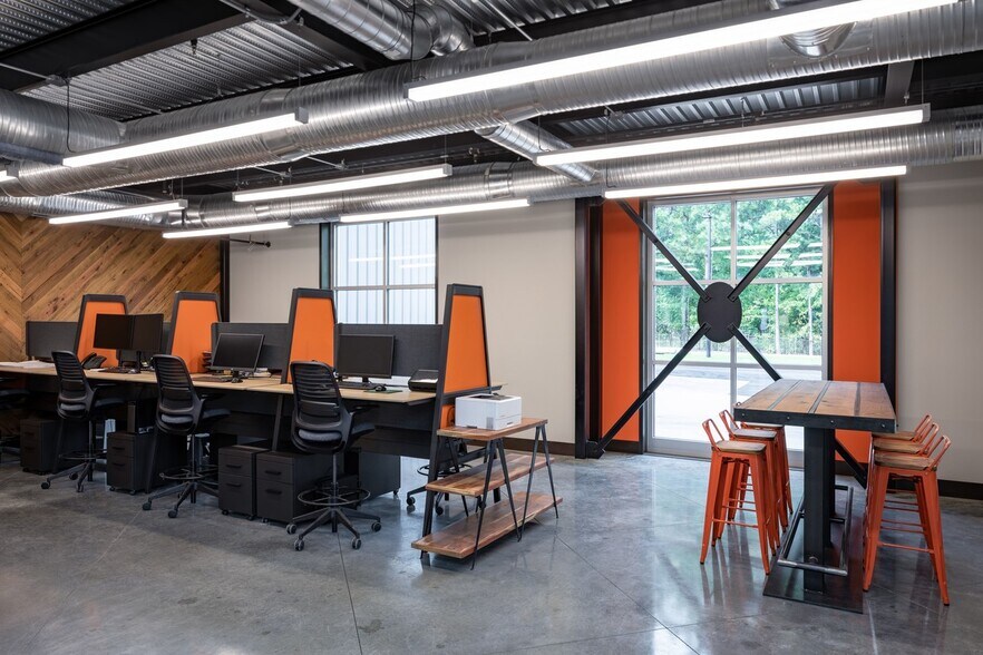 More Photos Of 1401 Bells Ferry Rd, Marietta Research And Development For Lease