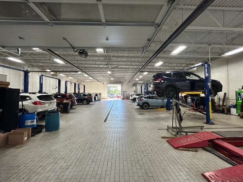 More Photos Of 1777 W 81st Ave, Merrillville Auto Dealership For Lease