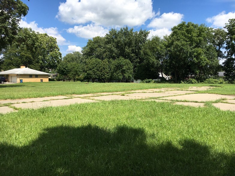 More Photos Of 2706 Grape Rd, Mishawaka Land For Sale