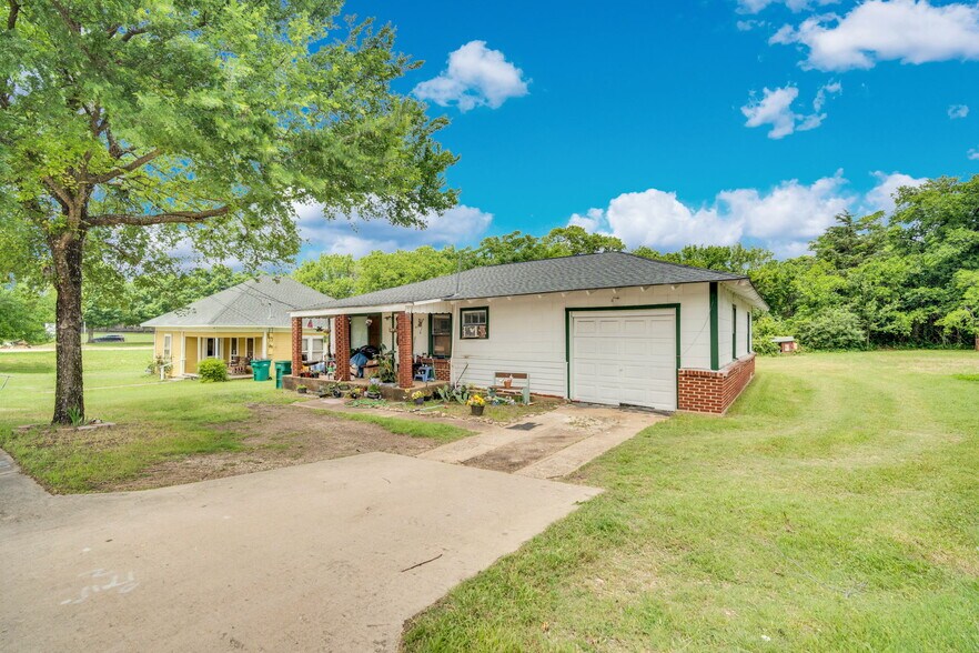 More Photos Of 301 W Belt Line Rd, Cedar Hill Land For Sale