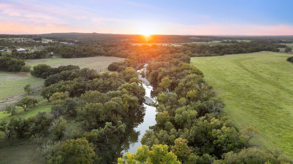 More Photos Of 1274 County Road 2806, Lampasas Land For Sale