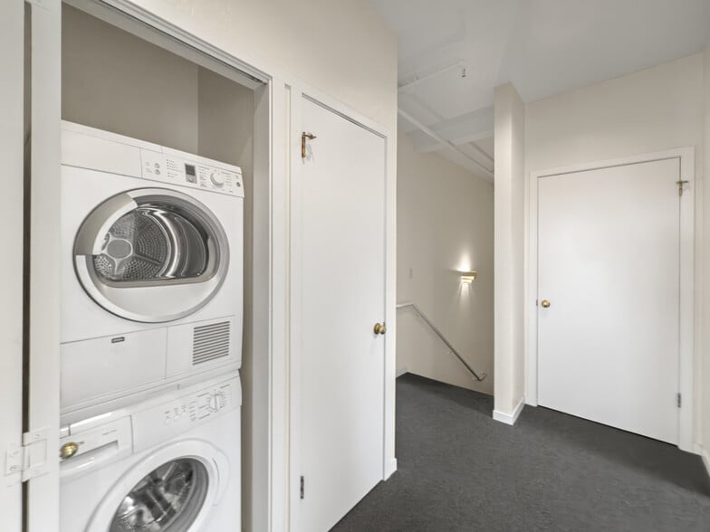 More Photos Of 2974-2980 College Ave, Berkeley Apartments For Lease