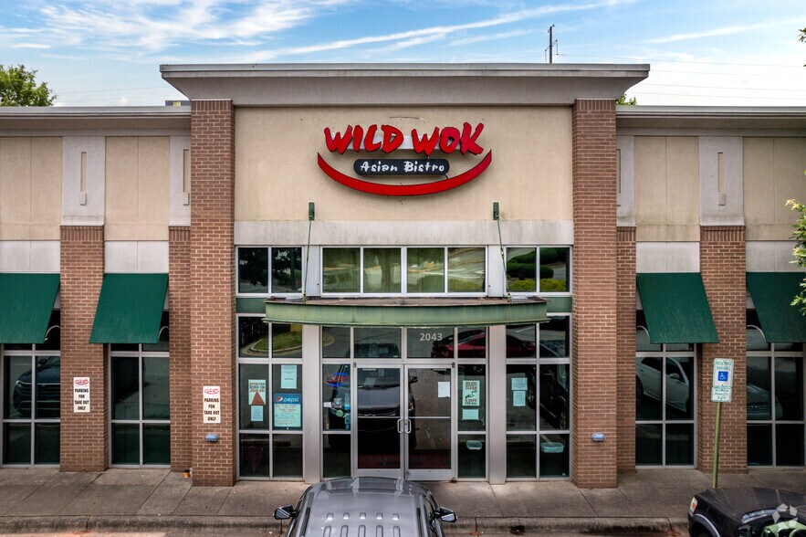More Photos Of 2043-2049 Catawba Valley Blvd SE, Hickory Restaurant For Lease