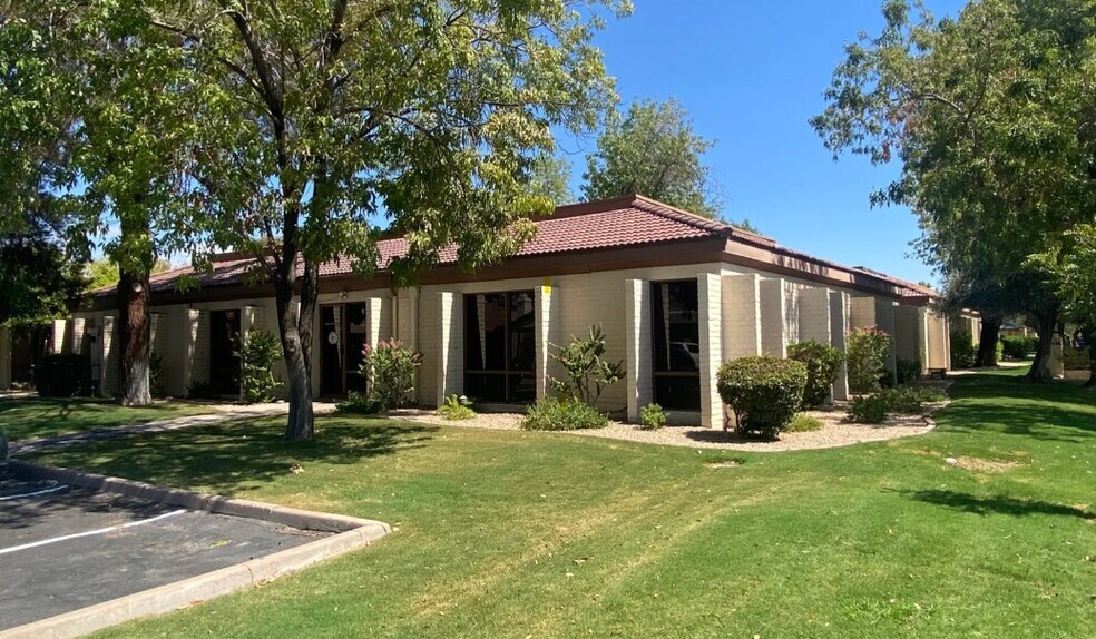 More Photos Of 4651 S Lakeshore Dr, Tempe Office For Lease