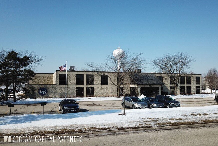 More Photos Of 22160 N Pepper Rd, Lake Barrington Warehouse For Sale