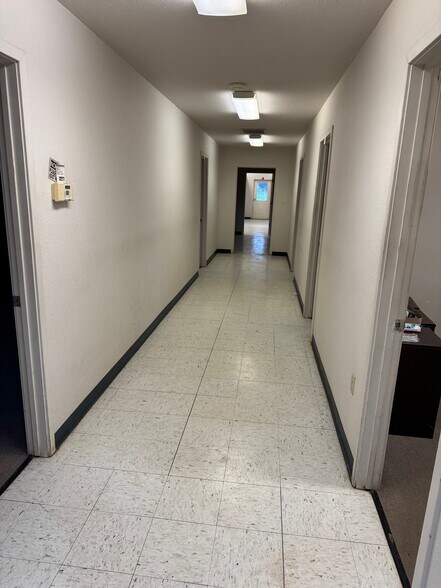 More Photos Of 3792 Feather River Blvd, Olivehurst Office For Lease