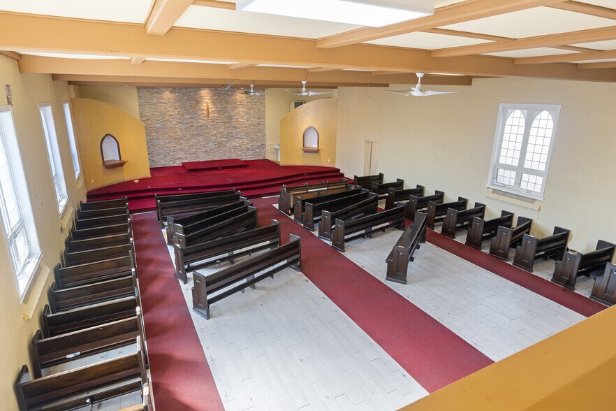 254 Argyle Ave, Ottawa, ON K2P 1B9 Religious Facility For Sale