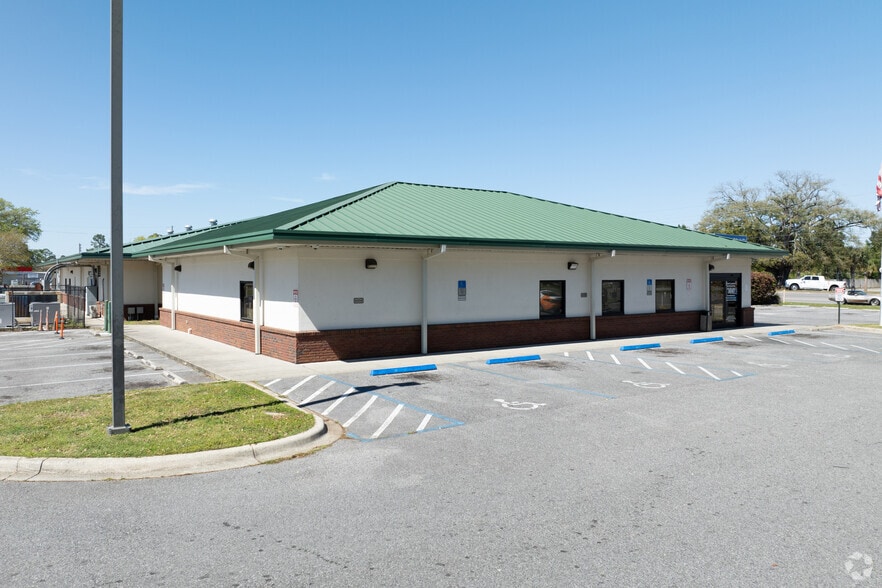 More Photos Of 6451 North W St, Pensacola Office For Lease