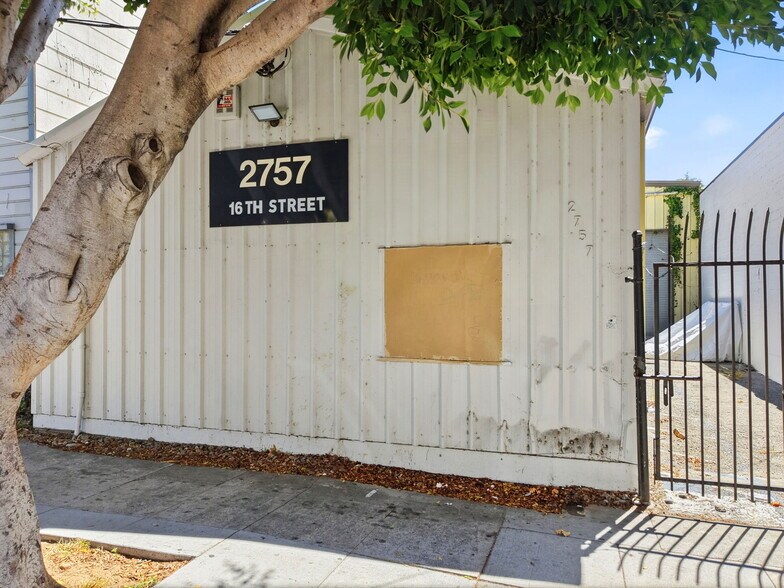 More Photos Of 2757 16th St, San Francisco Warehouse For Lease