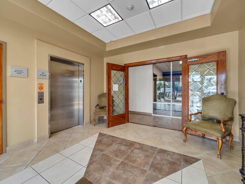 More Photos Of 4635 Gulfstarr Dr, Destin Medical For Sale