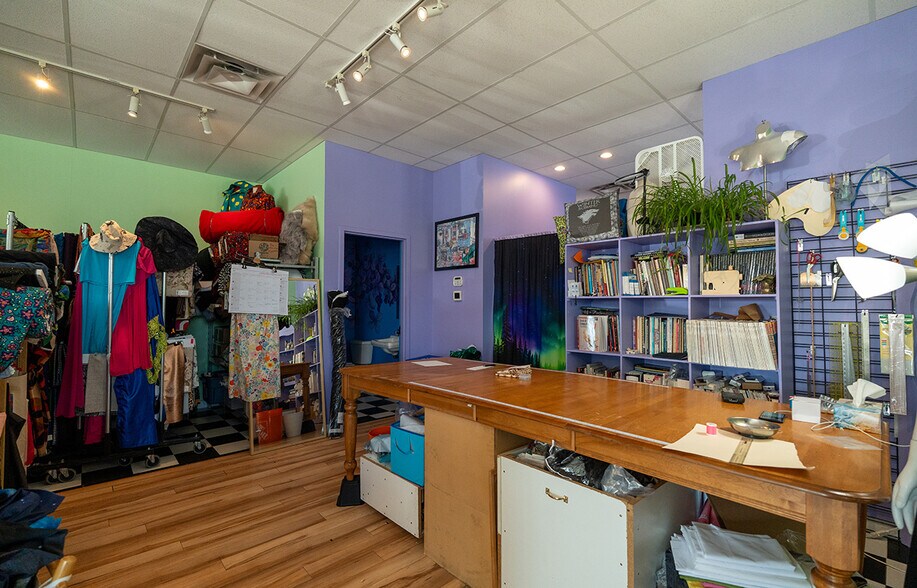 More Photos Of 759 Pembina Hwy, Winnipeg Storefront Retail Office For Lease