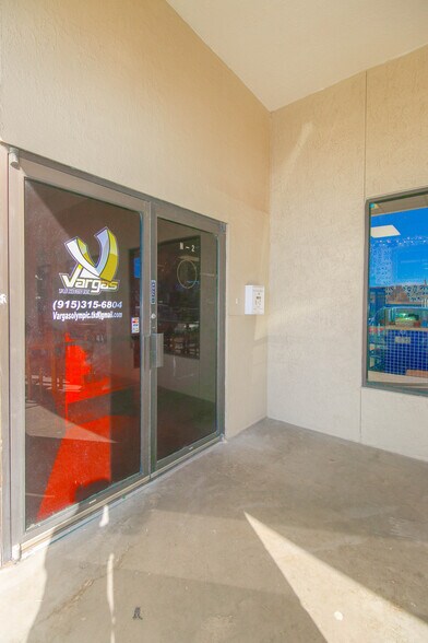 More Photos Of 1810 Trawood Dr, El Paso Unknown For Sale