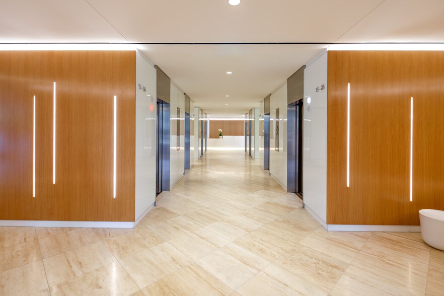 More Photos Of 1801 Century Park E, Los Angeles Loft Creative Space For Lease