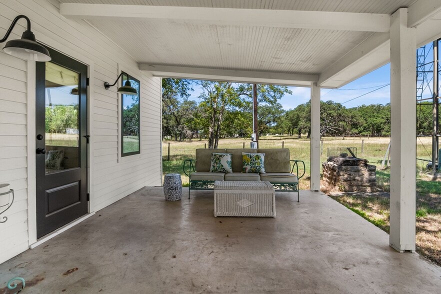 More Photos Of 17 Old Fredericksburg Rd, Boerne Land For Sale