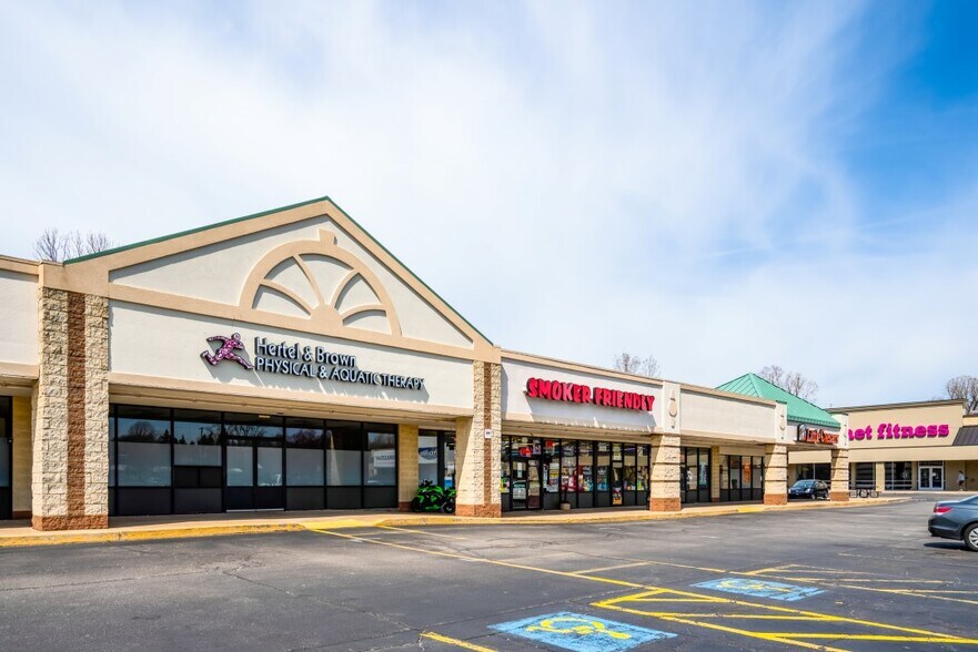 More Photos Of 4500-4510 Buffalo Rd, Erie Supermarket For Lease