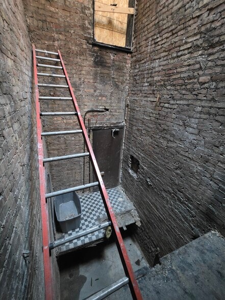 More Photos Of 7954-7958 S Harvard Ave, Chicago Apartments For Sale