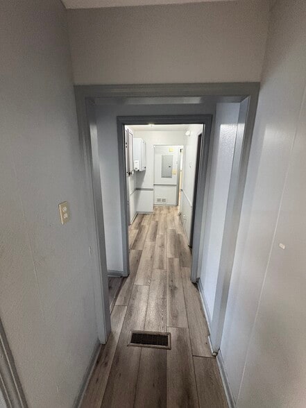 More Photos Of 2417 Candler Rd, Decatur Office For Lease