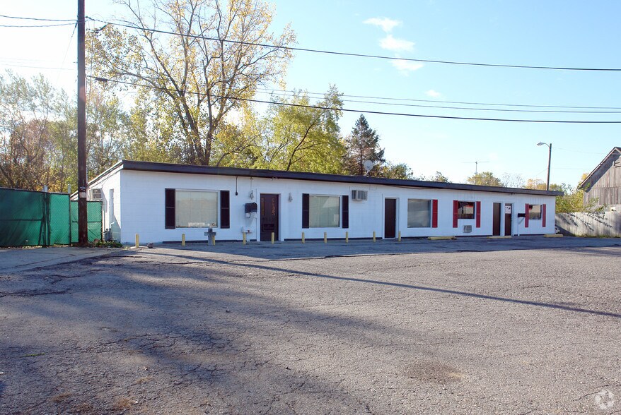 Primary Photo Of 6455 Massachusetts Ave, Indianapolis Flex For Lease
