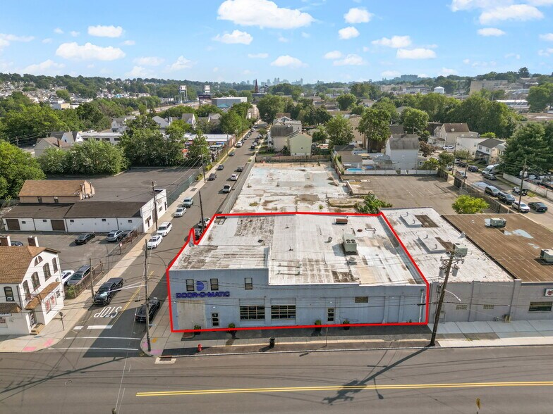 More Photos Of 21 Joralemon St, Belleville Warehouse For Sale