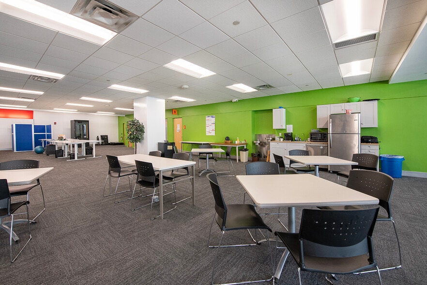 More Photos Of 1500 W 3rd St, Cleveland Office For Lease
