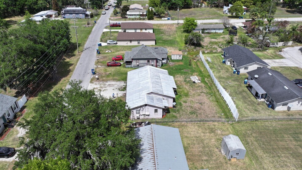 More Photos Of 32 N Palmetto Ave, Fort Meade Multifamily For Sale