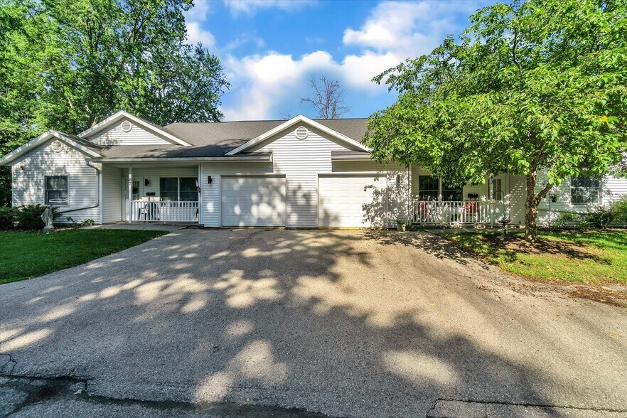 More Photos Of 121 S 5th St, Evansville Assisted Living For Sale