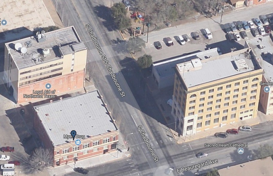 More Photos Of 29 S Chadbourne St, San Angelo Drugstore For Sale
