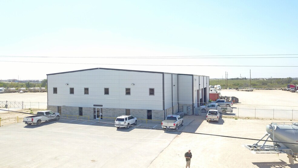More Photos Of 2250 Dixie Blvd, Odessa Industrial For Sale