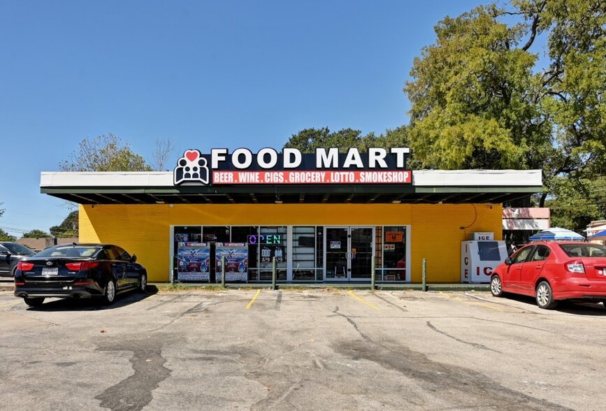 Primary Photo Of 5212 Menchaca Rd, Austin Freestanding For Lease