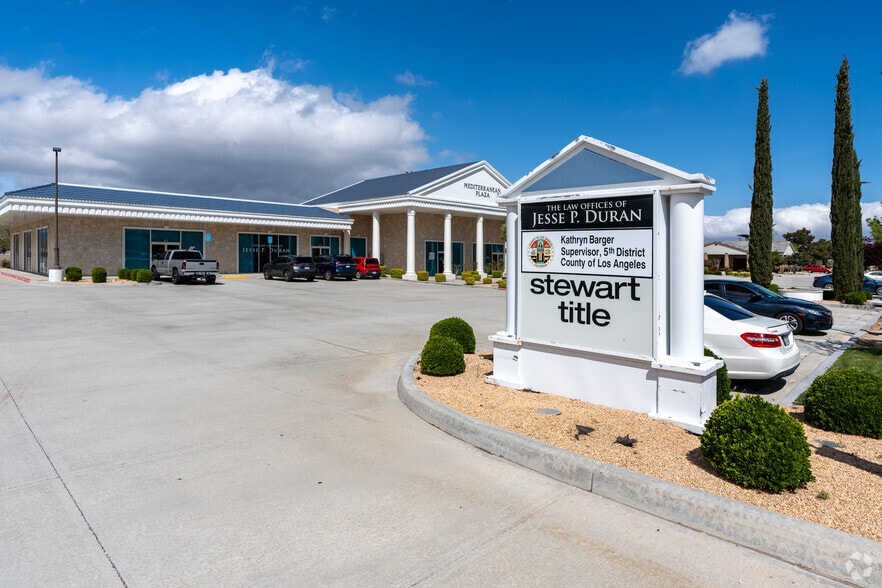 More Photos Of 42455 10th St W, Lancaster Office For Lease
