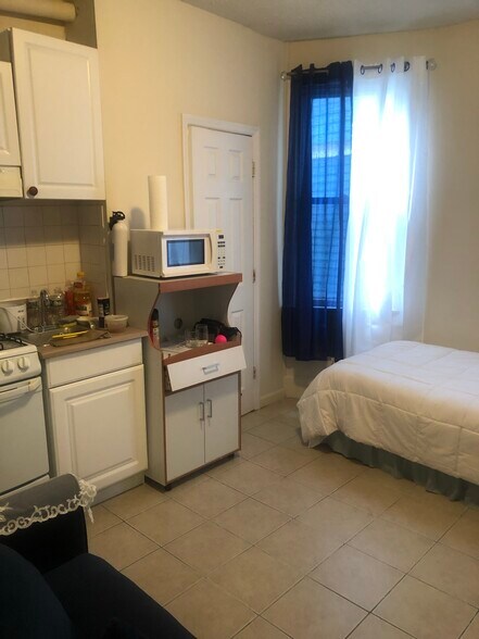 More Photos Of 125 Cherry St, Elizabeth Apartments For Sale