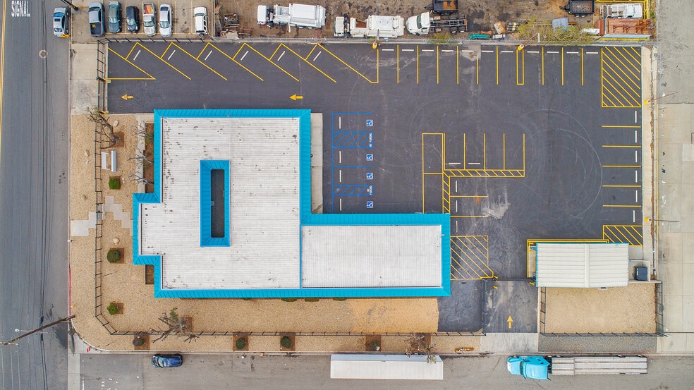 More Photos Of 15384 Arrow Blvd, Fontana Office For Lease