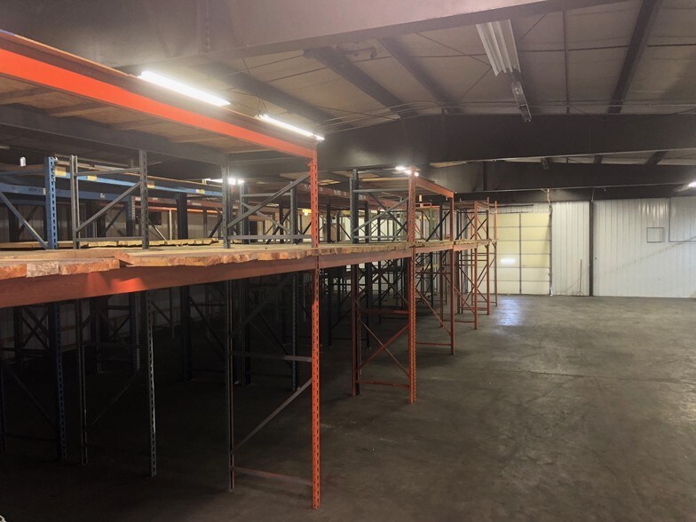 More Photos Of 502 Wilmont Dr, Mount Sterling Light Manufacturing For Lease